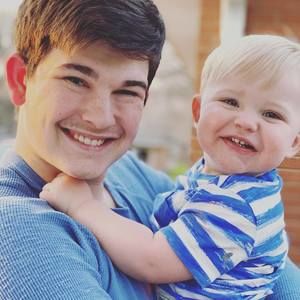 Meet your Posher, Alden